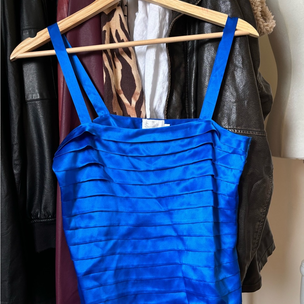 Elegant Blue Sleeveless Top